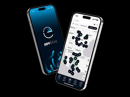 Aplicația mobilă PPC blue cu harta stațiilor de încărcare